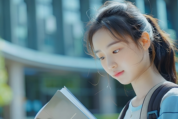如果想要当电台DJ,大学应该考什么专业啊。