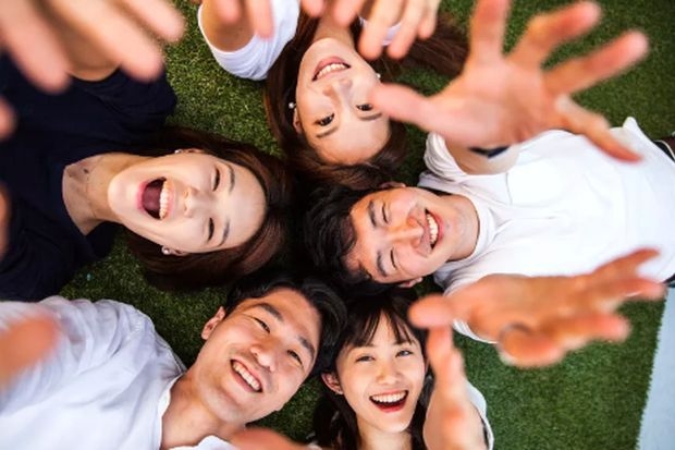 阜南春晖中学学费多少